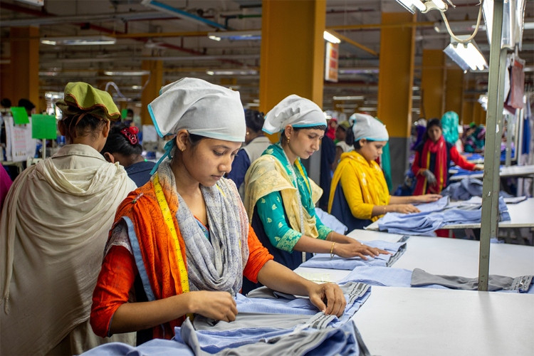 Bangladesh Tops US Apparel Export Growth in Q1 2025 with 26.6% Surge